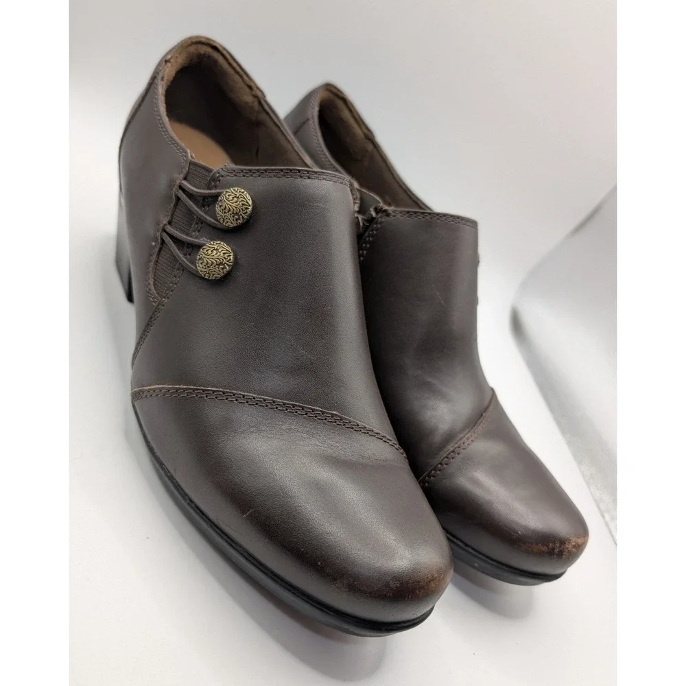 Clarks‎ Emslie Warren Shooties Brown Leather Ankle Booties Block Heel Size 9.5